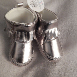 NWT Toddler Booties, Color: Pewter Sz:3 6-9months